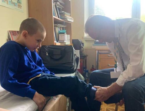 Ukraine Blog 23 – Hilfe für einen behinderten Jungen durch Prof. Exner